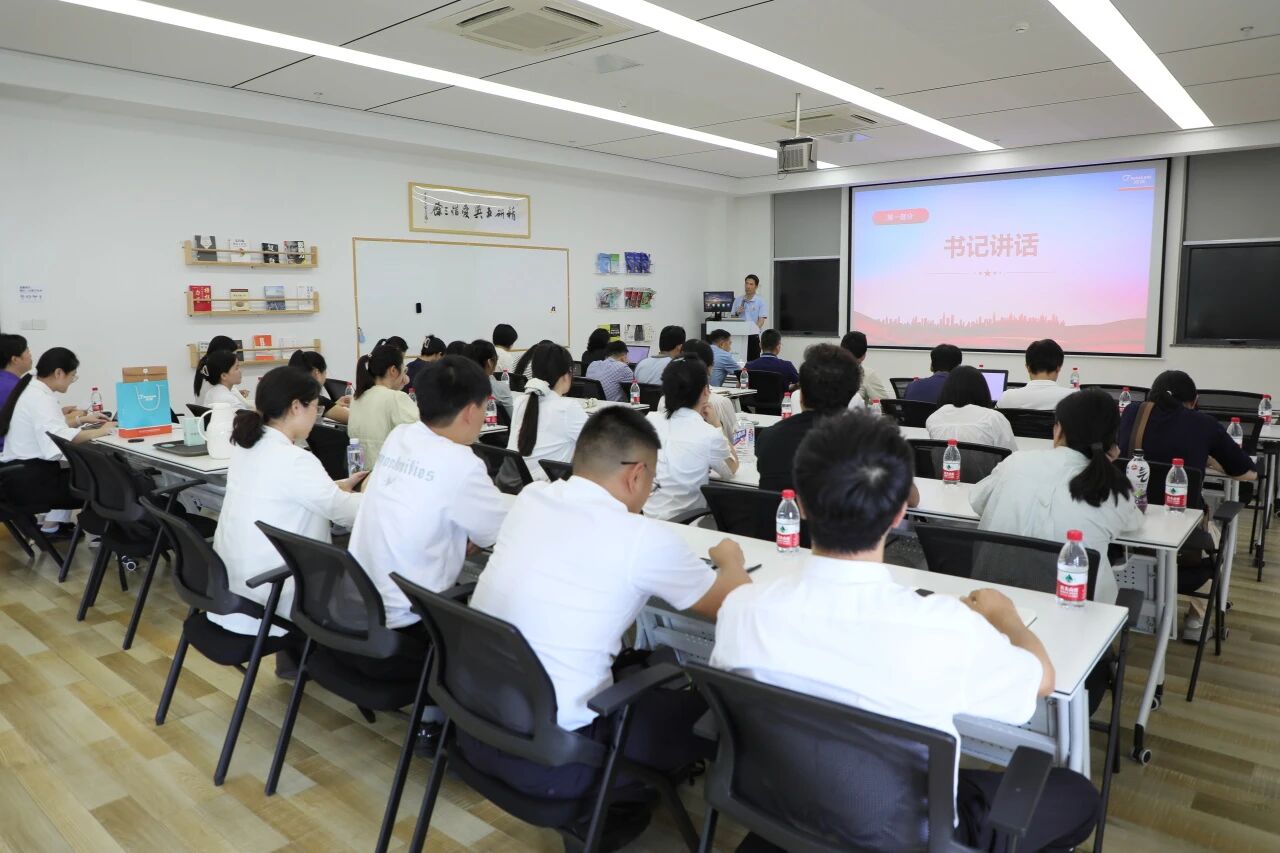 1768550875998621COYf.jpg 3.jpg